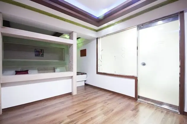 Oda (Deluxe Two Rooms)