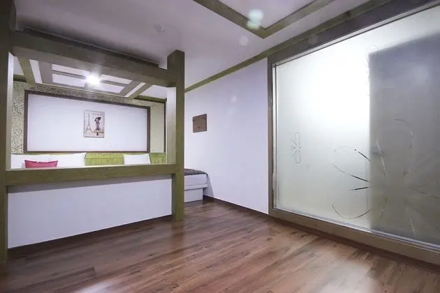 Oda (Deluxe Two Rooms)