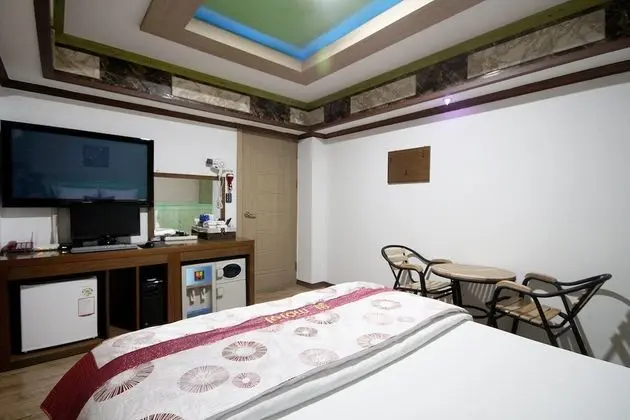 Oda (Semi-Special Room)