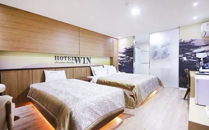 Oda (TWIN - Safe Accommodation (Double + D)