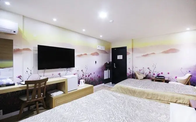 Oda (TWIN - Safe Accommodation (Double + D)