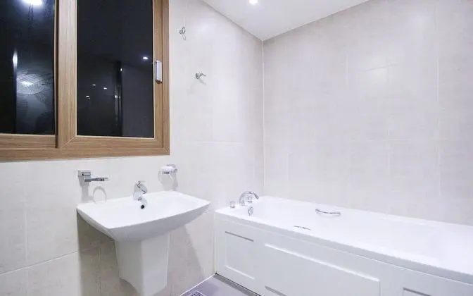 Oda (TWIN - Safe Accommodation (Double + D)