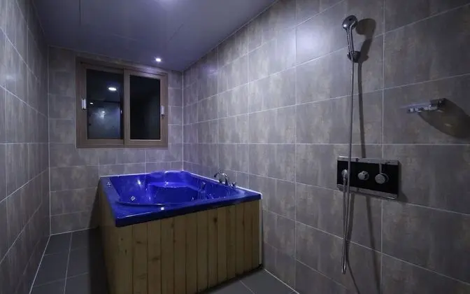 Oda (VIP - Spacious rooms (except bedding/)