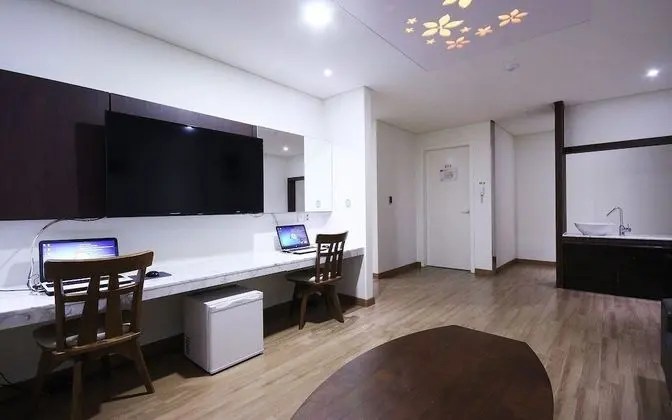 Oda (VIP- spacious rooms (except bedding/S)