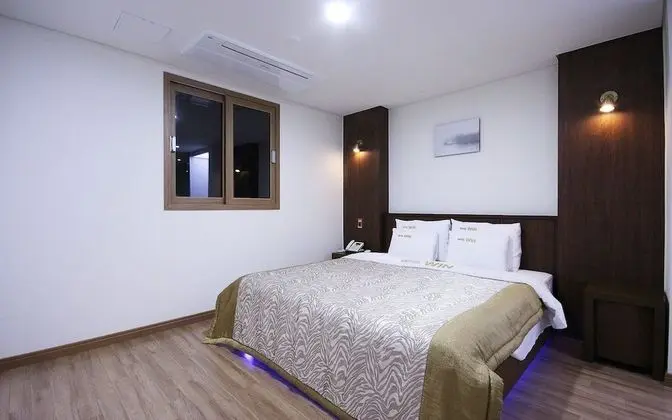 Oda (VIP- spacious rooms (except bedding/S)