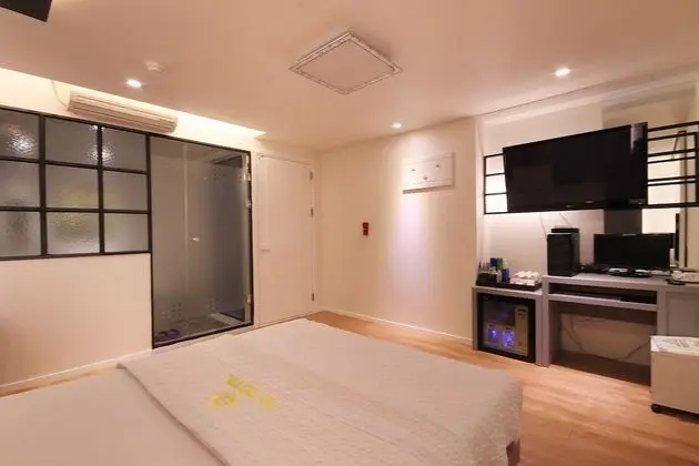 Oda (Standard-drive-in/covoda discount (ne)