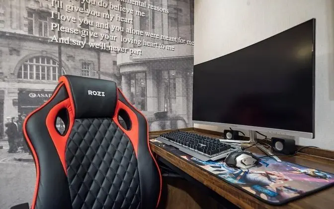 Oda (ROOM A - 1st week of room (Netflix av)