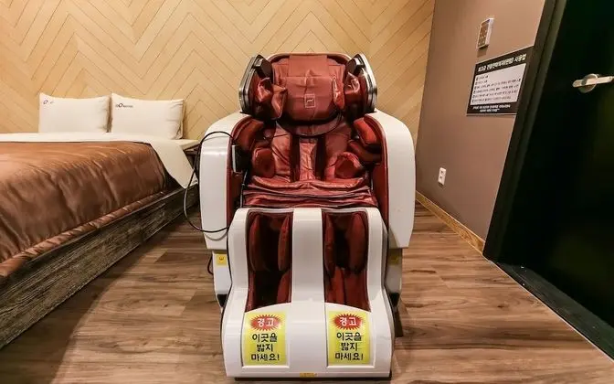 Oda (ROOM B - 1 room 1 parking lot (Netfli)