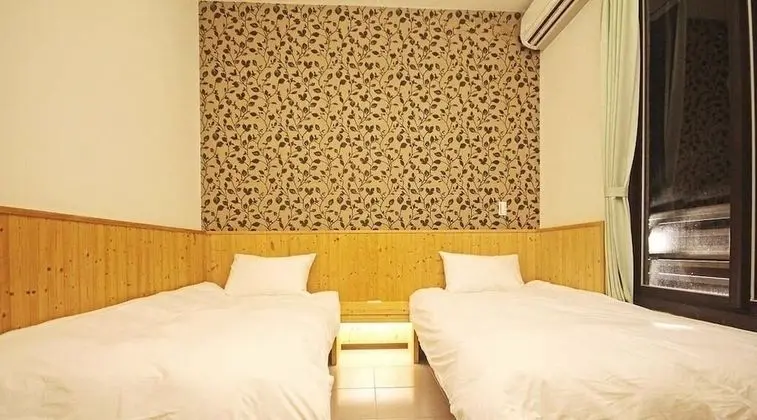 Tek Büyük veya İki Ayrı Yataklı Oda, Okyanus Manzaralı