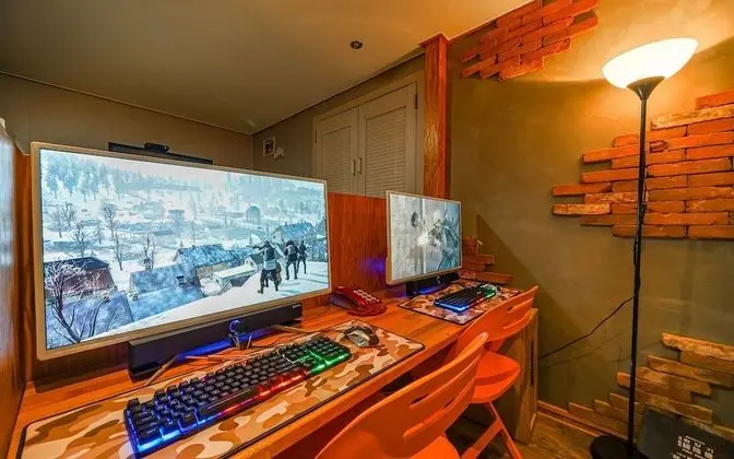 Oda (Deluxe Gaming Room)