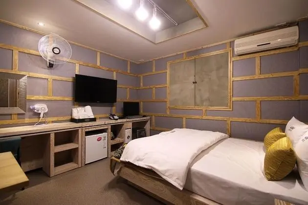 Oda (Standard Room)