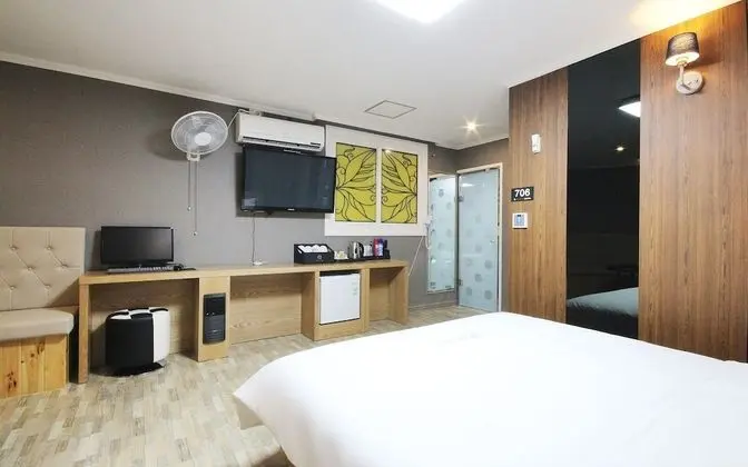 Oda (Deluxe-Quick Admission (Up to 23 hour)