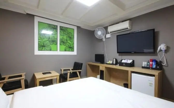 Oda (Standard-Quick Admission (Up to 23 ho)