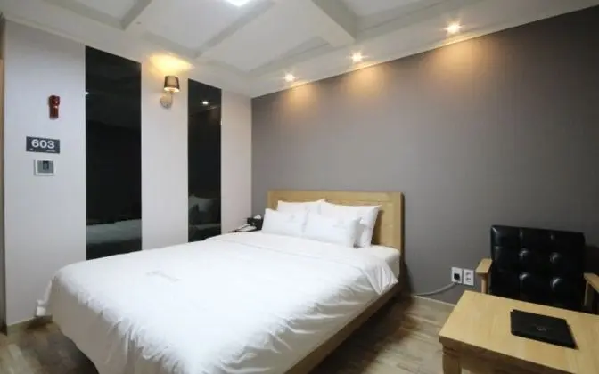 Oda (Standard-Quick Admission (Up to 23 ho)