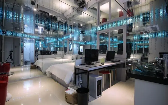 Oda (Matrix (OTT Bathtub))