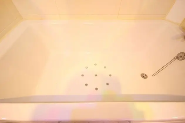 Oda (Twin (Extra Charge for Consecutive St)