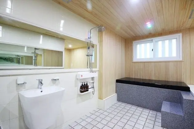 Oda (VVIP Event Room (Extra Charge for Con)