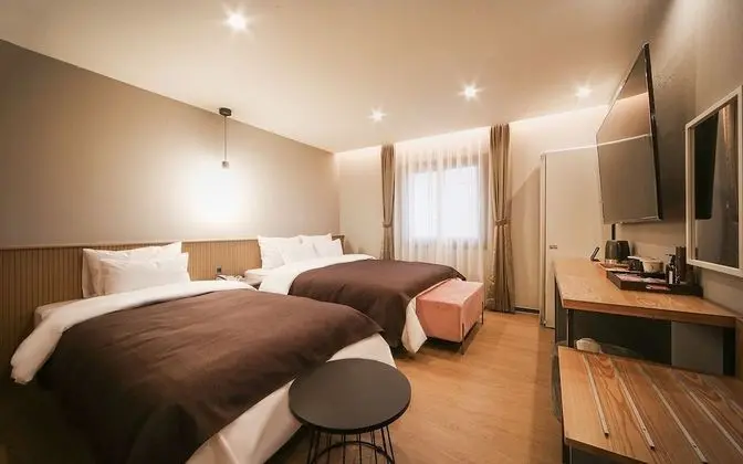 Oda (Deluxe Twin Breakfast PKG (MAX 2 Pers)