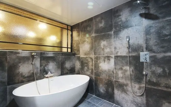 Oda (Premium (Netflix-enabled 65" Sma)