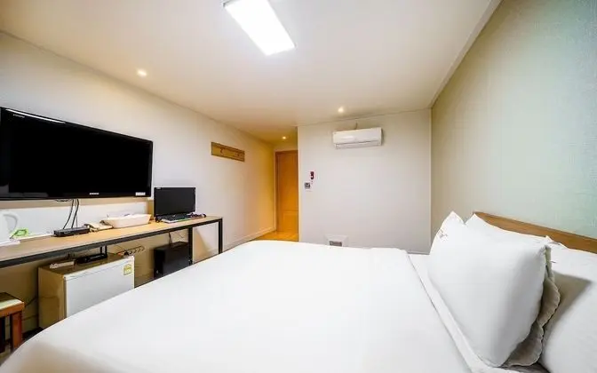 Oda (Deluxe PC Room (High specification 1P)