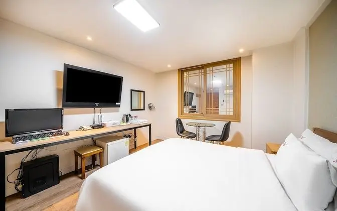 Oda (Deluxe PC Room (High specification 1P)