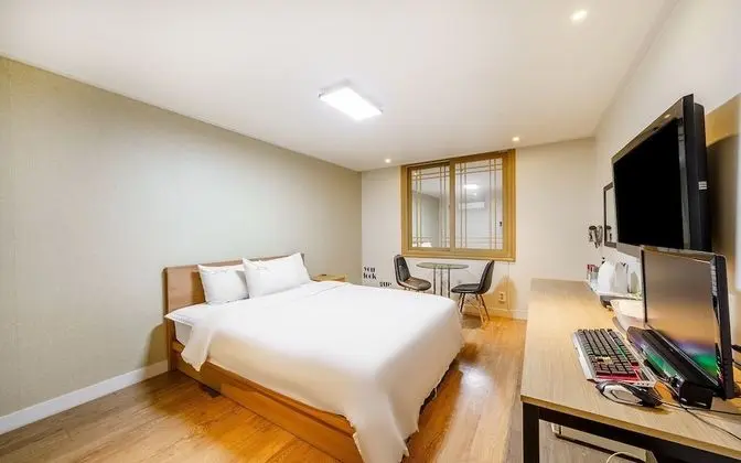 Oda (Deluxe PC Room (High specification 1P)