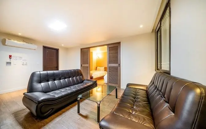 Oda (Family Room (Netflix available + two )