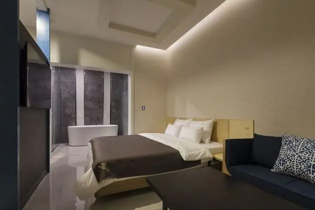 Oda (Standard-Clothing purifier (free watc)