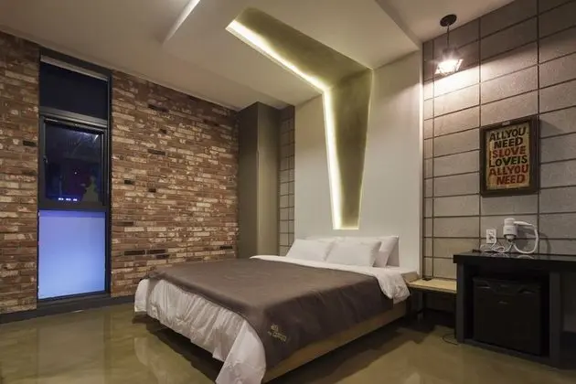 Oda (Standard-Clothing purifier (free watc)