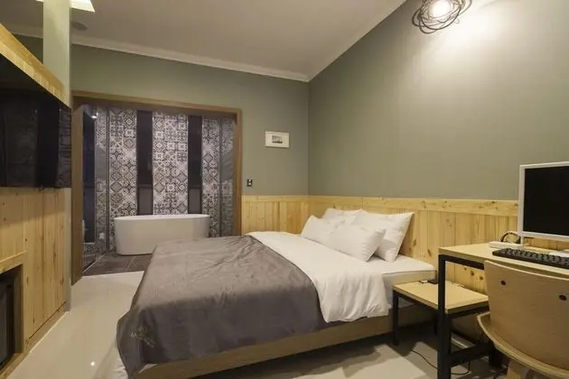 Oda (Standard-Clothing purifier (free watc)