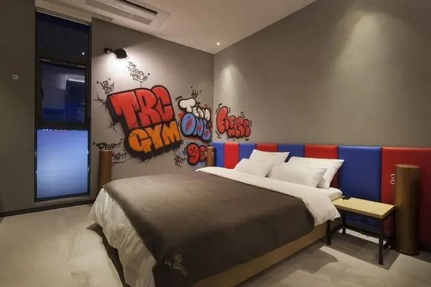 Oda (Standard-Clothing purifier (free watc)