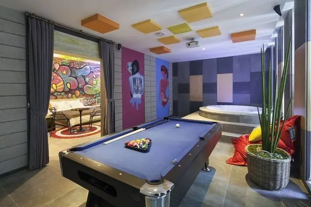 Oda (VIP 501 (Netflix Free Viewing + Indoo)