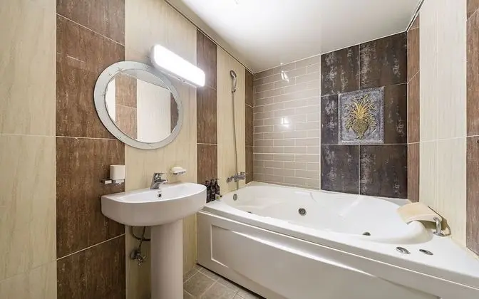 Oda (Deluxe - Couple Sofa (65"IPS 4K TV) ()