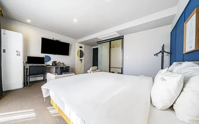 Oda (Premium Double Non-Smoking (Breakfast)