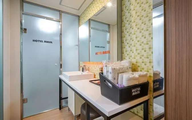 Oda (Special room (Netflix & YouTube avail)