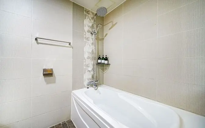 Oda (Standard room (Netflix & YouTube avai)