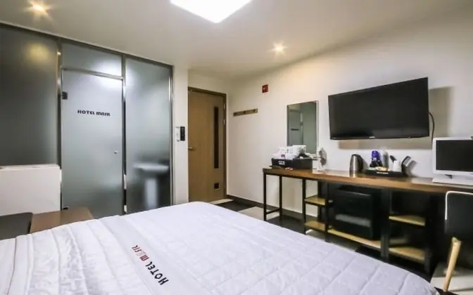 Oda (Standard room (Netflix & YouTube avai)