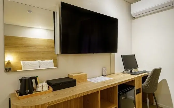 Oda (Standard room (latex bed bathtub PC a)