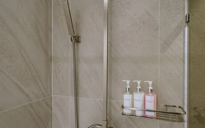 Oda (Standard room (latex bed bathtub PC a)