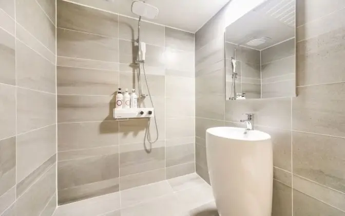 Oda (Business Special (Room for business t)