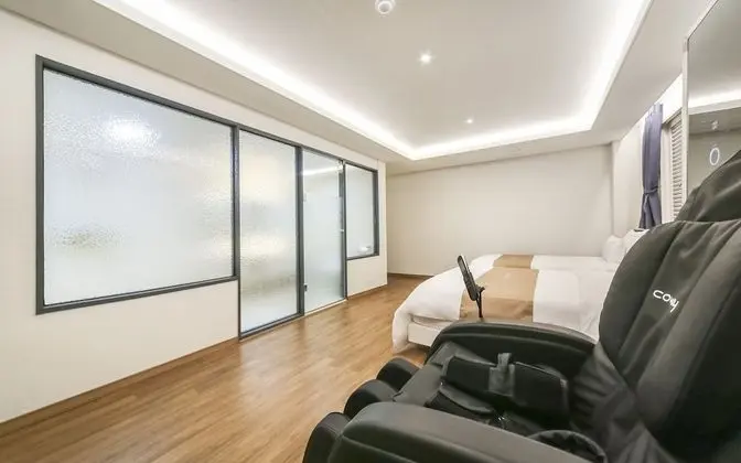 Oda (VIP Premium Twin (double + single / m)