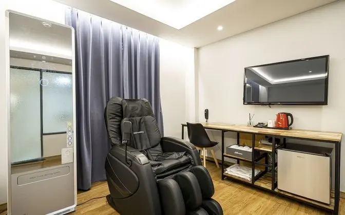 Oda (VIP Premium Twin (double + single / m)