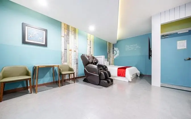 Oda (Standard Room (65-inch TV Netflix Ava)