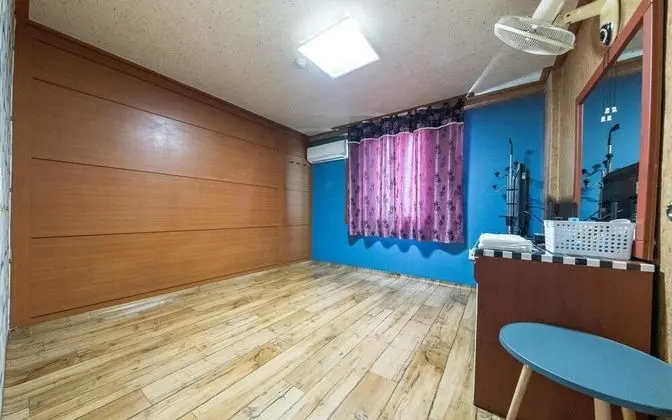 Oda (Ondol (Available on Netflix))