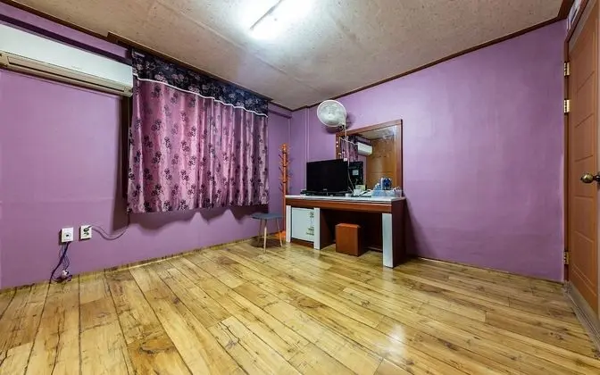 Oda (Ondol (Available on Netflix))