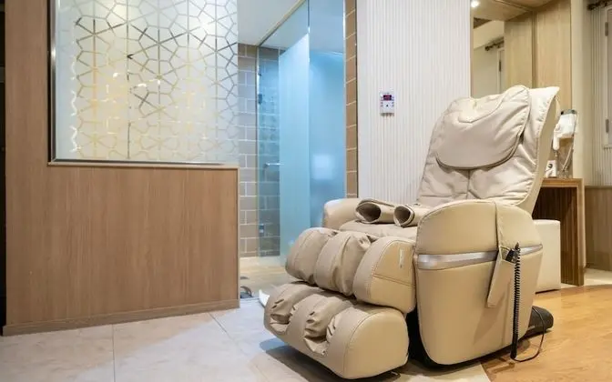 Oda (Standard A (Massage Chair/3 Jetted Sp)