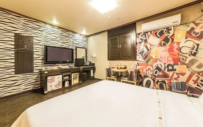 Oda (Special Room)