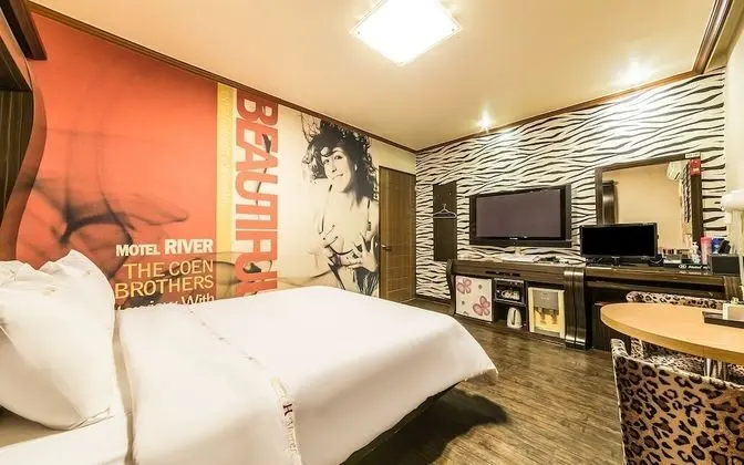 Oda (Special Room)