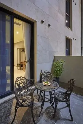 Junior Tek Büyük Yataklı Oda