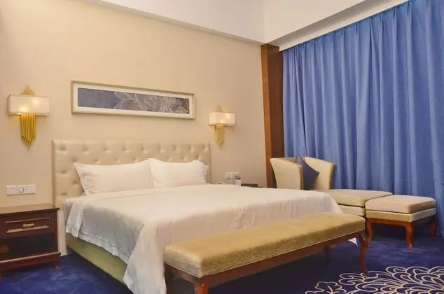 Deluxe Oda, 1 En Büyük (King) Boy Yatak